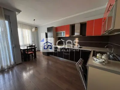 Appartamento 2+1 in affitto a Rruga e Dibrës, Tirana, 105 m². Foto 3 di 10