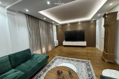 Villa for rent in Laknas, Kamëz, 300 m². Photo 2 of 9