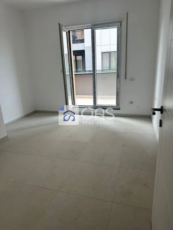 Office for rent in Bulevardi i Ri, Tirana, 105 m²