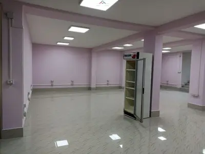 Shop for rent in Xhamia e Tabakeve, Tirana, 123 m². Photo 3 of 6