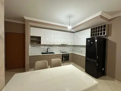 Apartament 2+1 me qera në Shkolla e Muzikes, Vlorë, 105 m². Foto 4 nga 11