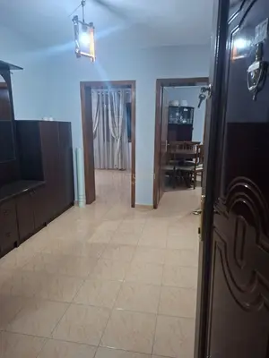 Appartamento 3+1 in affitto ad Osman Myderizi, Tirana, 80 m². Foto 1 di 4
