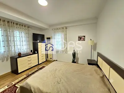 Apartament 2+1 me qera në Kopshti Botanik, Tiranë, 95 m². Foto 2 nga 5