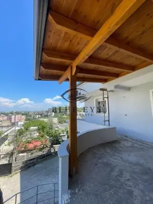 Villa in affitto a Cezma Ferres, Durazzo, 385 m². Foto 4 di 5