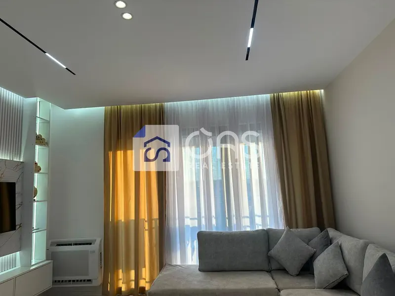 Appartamento 1+1 in affitto a Bulevardi i Ri, Tirana, 70 m²