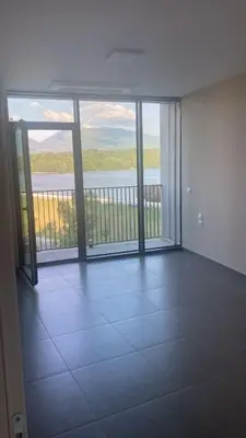 Ufficio in affitto a Lake View Residences, Tirana, 130 m². Foto 3 di 6