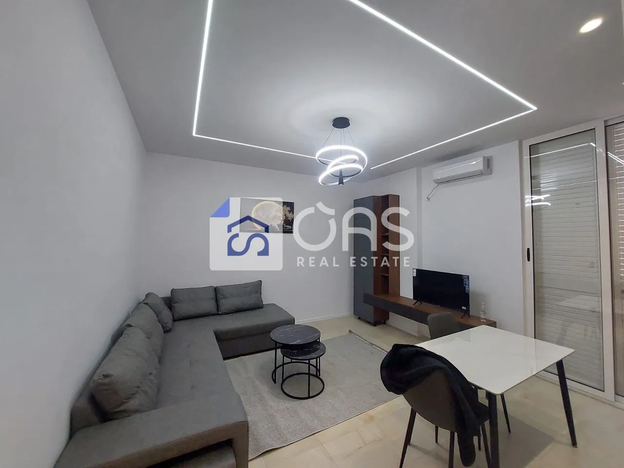 Apartament 1+1 me qera në Kodra e Diellit, Tiranë, 57 m². Foto 1 nga 5