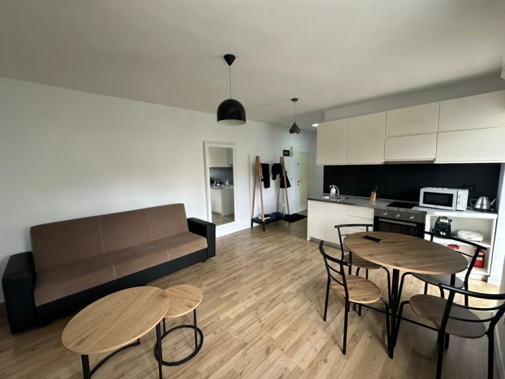 Appartamento 1+1 in affitto a Rruga e Elbasanit, Tirana, 60 m². Foto 2 di 3