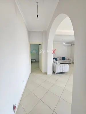 Appartamento 2+1 in affitto a Rruga Vellazerimi, Durazzo, 150 m². Foto 4 di 12