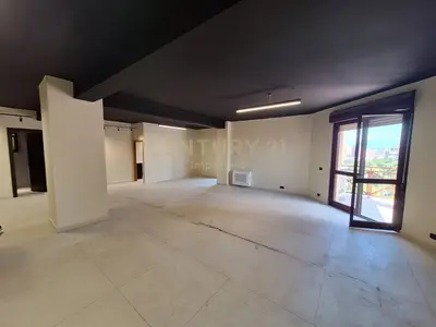 Zyrë me qera në Torre Drin, Tiranë, 150 m². Foto 4 nga 9