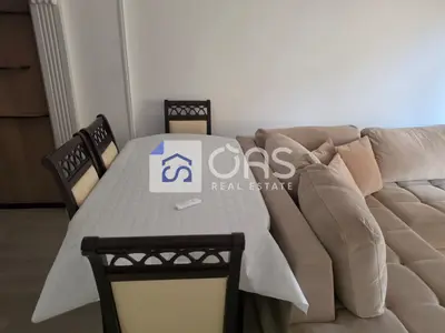 Appartamento 2+1 in affitto a Rruga e Kavajës, Tirana, 90 m². Foto 3 di 8