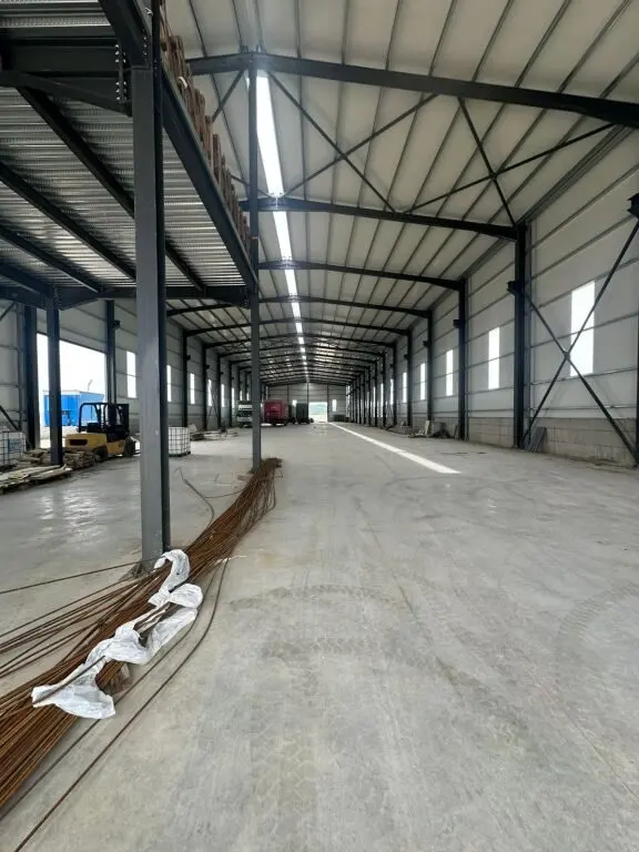 Magazzino in affitto a Porto Romano, Durazzo, 2.200 m²