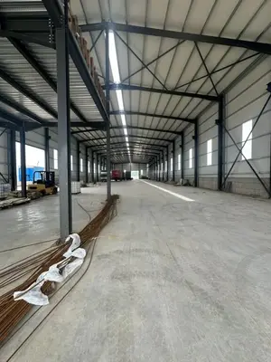 Magazinë me qera në Porto Romano, Durrës, 2 200 m². Foto 1 nga 3
