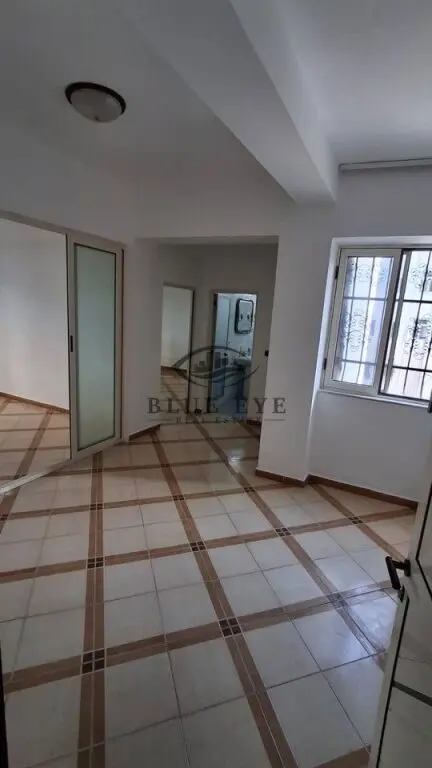 Apartament 2+1 me qera në Markata Fruta Perimeve & Bylmet, Durrës, 87 m²