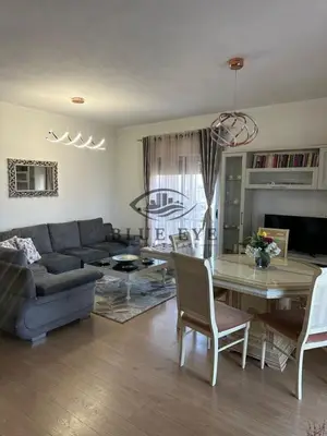 Apartament 3+1 me qera në Bulevardi Dyrrah, Durrës, 187 m². Foto 3 nga 10