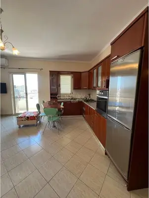 Apartament 2+1 me qera në Ish Rajoni i Policisë, Durrës, 97 m². Foto 3 nga 10
