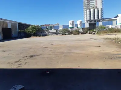 Magazinë me qera në Vore, Vorë, 1 200 m². Foto 2 nga 5