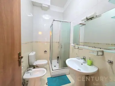 Apartament 2+2 me qera në Kopshti Botanik Zoologjik, Tiranë, 108 m². Foto 8 nga 9