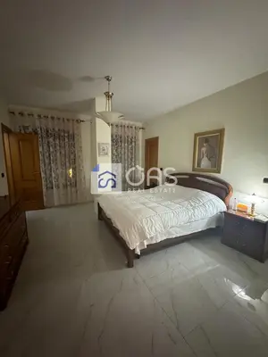 Appartamento 3+1 in affitto a Rruga e Elbasanit, Tirana, 202 m². Foto 3 di 12