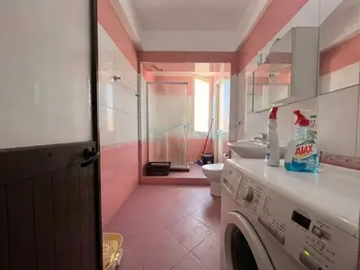Apartment 1+1 for rent in Ambasada Amerikane, Tirana, 70 m². Photo 5 of 6