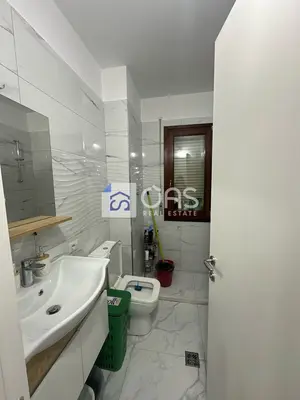 Appartamento 1+1 in affitto a Kopshti Botanik, Tirana, 70 m². Foto 2 di 6