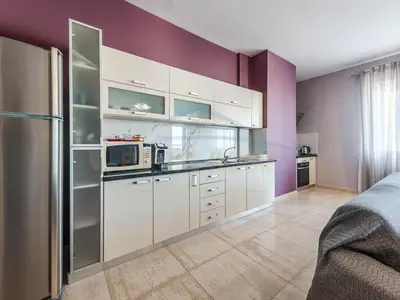 Apartment 2+1 for rent in Bulevardi Dyrrah, Durrës, 114 m². Photo 8 of 8