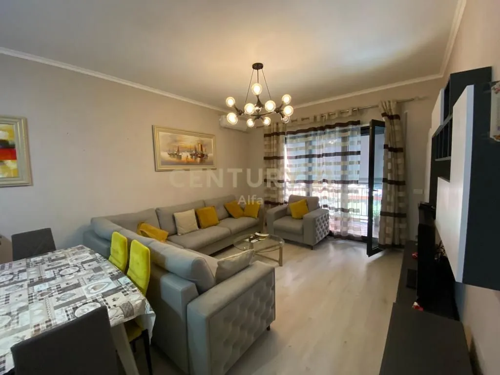 Apartament 1+1 me qera në Green City, Tiranë, 72 m². Foto 1 nga 9
