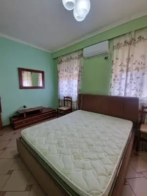 Apartament 1+1 me qera në Rruga e Durrësit, Tiranë, 73 m². Foto 3 nga 5
