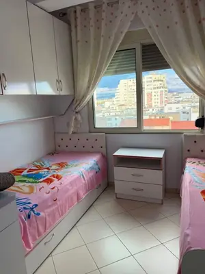Apartament 2+1 me qera në Rruga Mujo Ulqinaku, Durrës, 100 m². Foto 5 nga 12