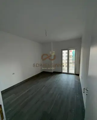 Zyrë me qera në Zogu i Zi, Tiranë, 60 m². Foto 2 nga 3