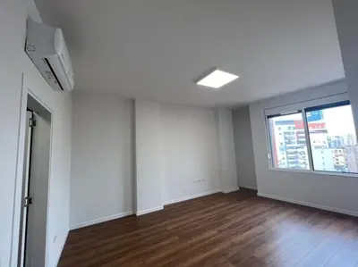 Office for rent in Toptani, Tirana, 134 m². Photo 5 of 7