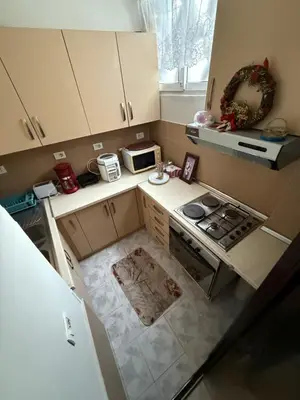 Apartament 2+1 me qera në Pazari i Ri, Tiranë, 70 m². Foto 2 nga 6