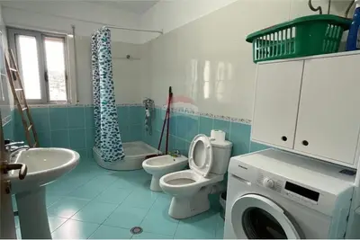 Apartament 2+1 me qera në Rruga e re, Vlorë, 90 m². Foto 8 nga 10