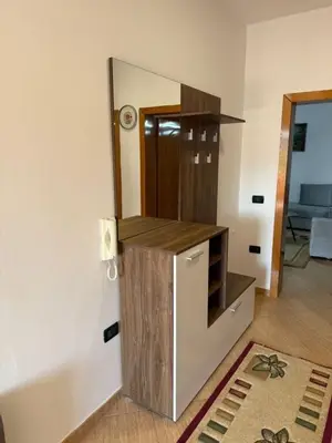 Villa 3+1 in affitto a Rruga Besa, Tirana, 120 m². Foto 9 di 10