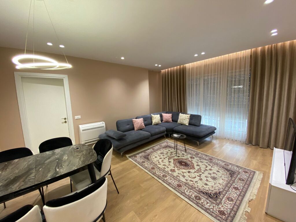 Apartment 2+1 for rent in Selvia, Tirana, 100 m². Photo 2 of 3