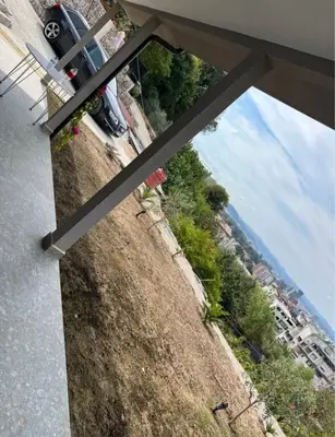 Shtëpi private 2+1 me qera në Tiranë, 100 m². Foto 6 nga 8