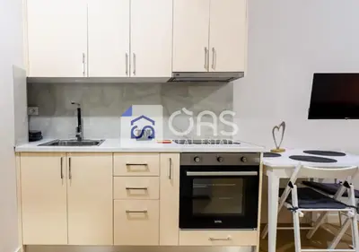 Apartament 1+1 me qera në Zogu i Zi, Tiranë, 55 m². Foto 2 nga 4