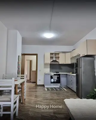 Apartment 1+1 for rent in Rruga Ali Shefqeti, Tirana, 100 m². Photo 2 of 8