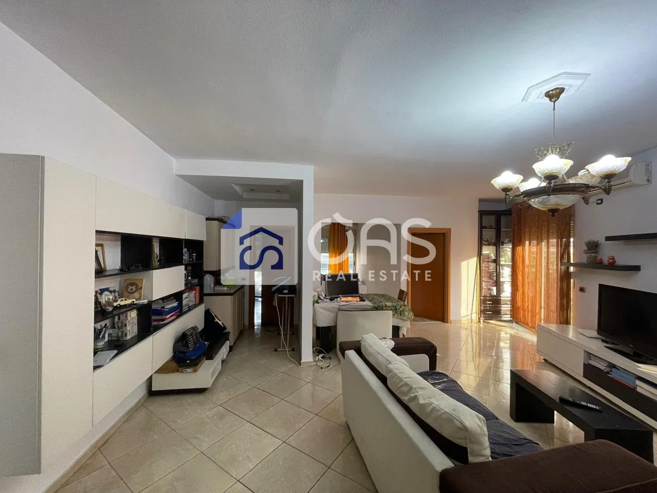 Appartamento 2+1 in affitto a Komuna e Parisit, Tirana, 107 m². Foto 1 di 10