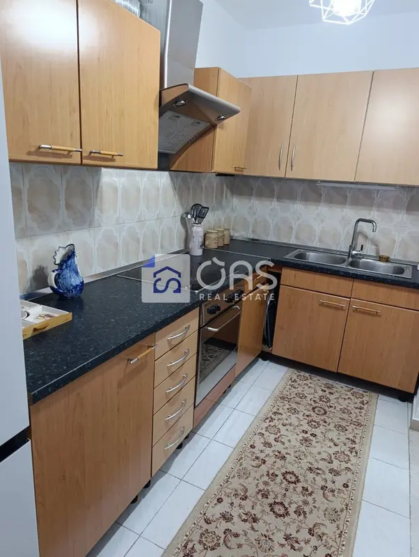 Apartament 2+1 me qera në Kombinat, Tiranë, 75 m²