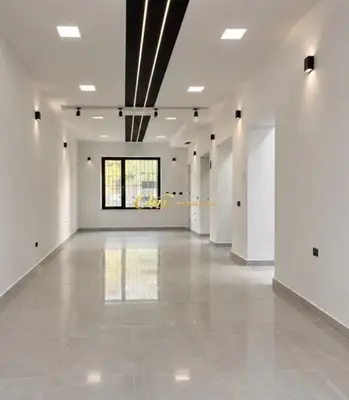 Dyqan me qera në Rruga e Durrësit, Tiranë, 190 m². Foto 3 nga 3