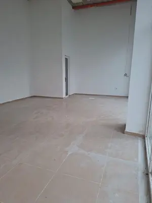 Locale in affitto a Bulevardi i Ri, Tirana, 60 m². Foto 5 di 8
