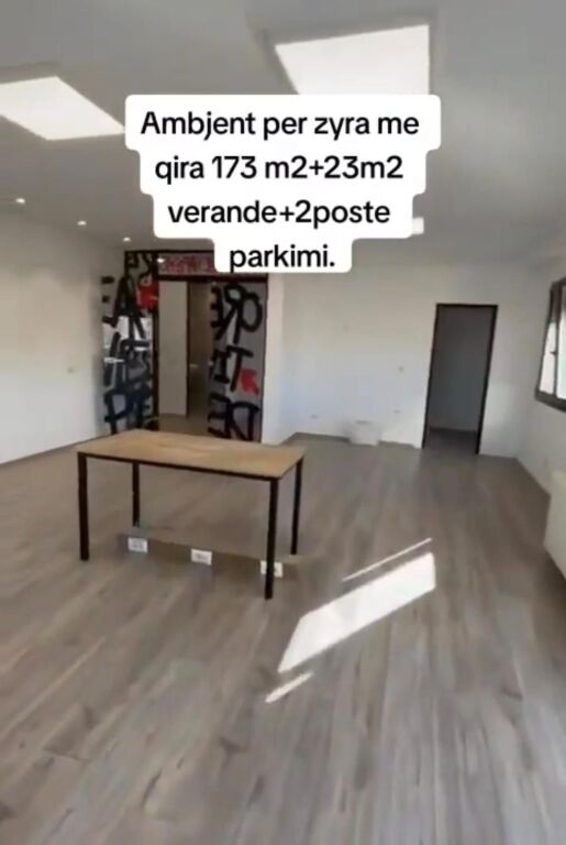 Office for rent in Stadiumi Dinamo, Tirana, 196 m². Photo 2 of 3