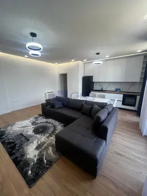 Appartamento 1+1 in affitto a Bulevardi i Ri, Tirana, 77 m². Foto 3 di 9