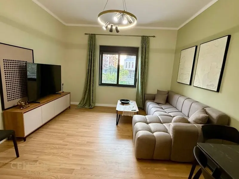 Apartament 3+1 me qera në Kthesa e Kamzës, Tiranë, 107 m²