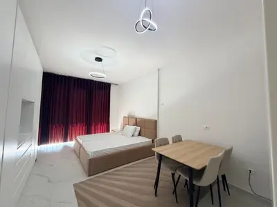 Monolocale in affitto a Rruga Dritan Hoxha, Tirana, 45 m². Foto 1 di 9