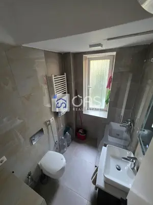 Apartament 1+1 me qera në Myslym Shyri, Tiranë, 65 m². Foto 8 nga 9