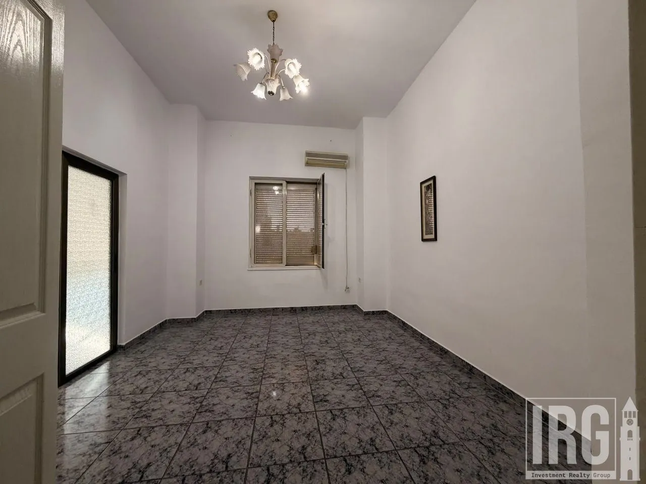 Apartament me qera në Shallvaret, Tiranë, 76 m². Foto 1 nga 7