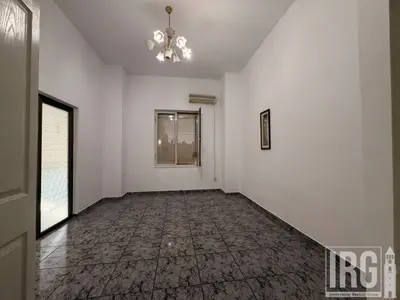 Apartament me qera në Shallvaret, Tiranë, 76 m². Foto 1 nga 7