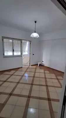Apartament 2+1 me qera në Rruga Abaz Çelkupa, Durrës, 87 m². Foto 5 nga 7
